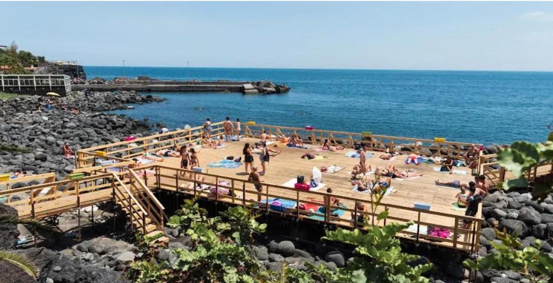 شقة كاتانيا  في La Casa Di Iside A Mare المظهر الخارجي الصورة